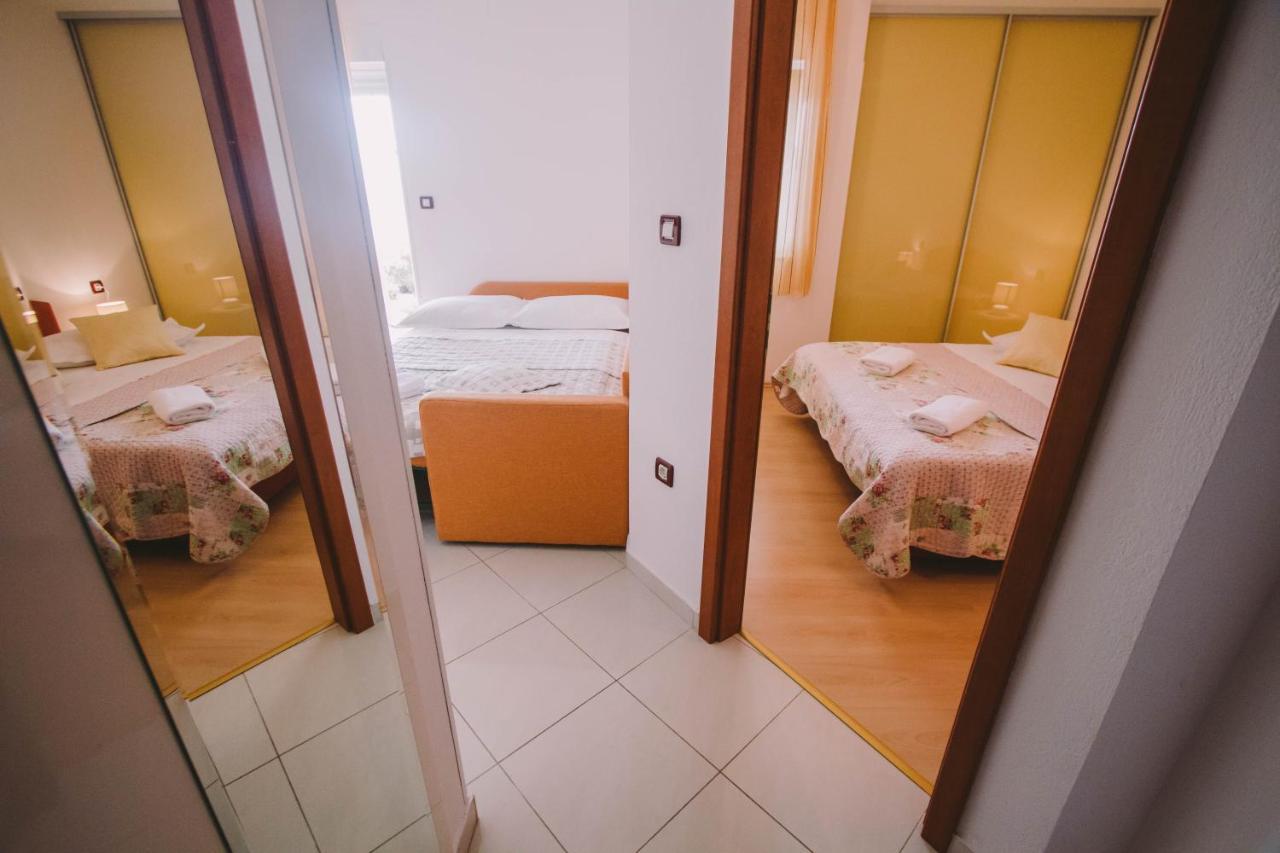 Apartments Jasna Подстрана Екстериор снимка