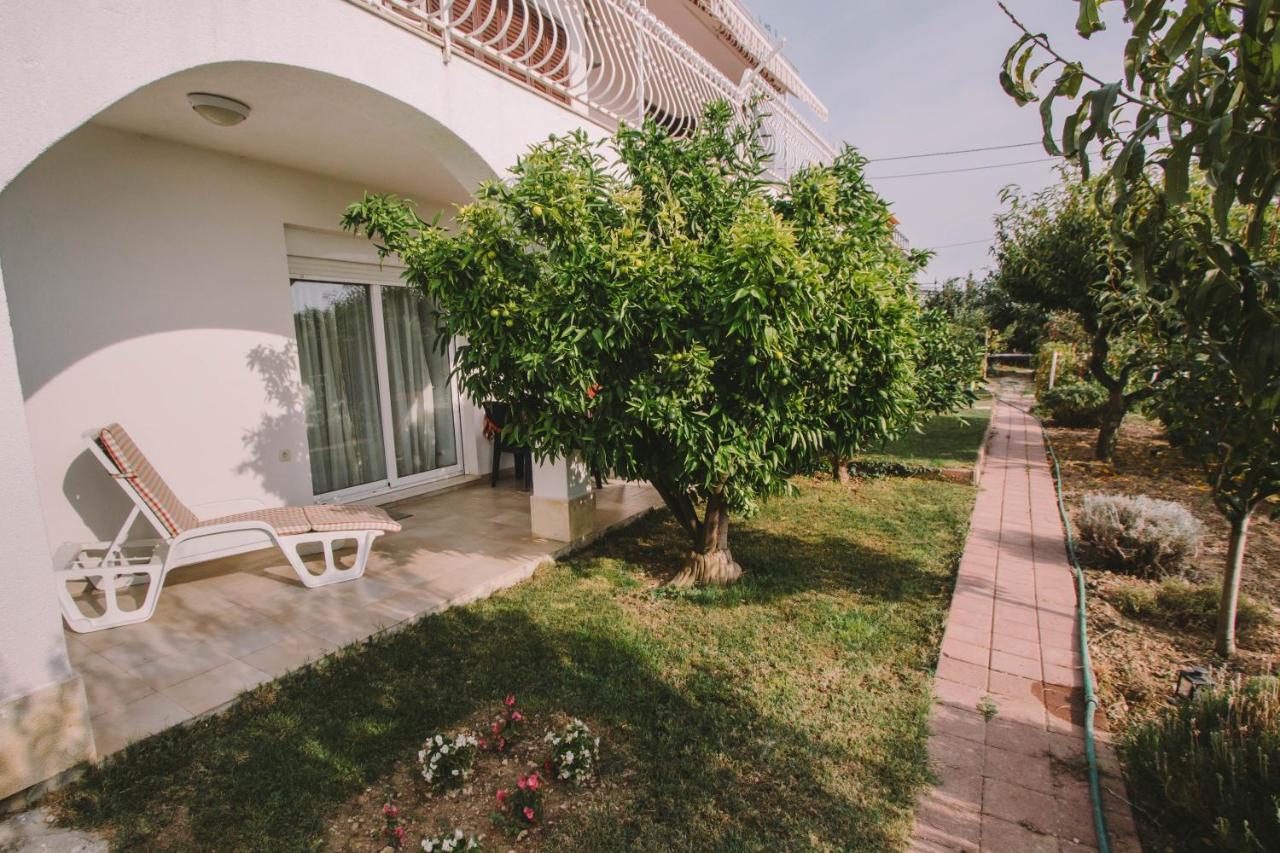 Apartments Jasna Подстрана Екстериор снимка