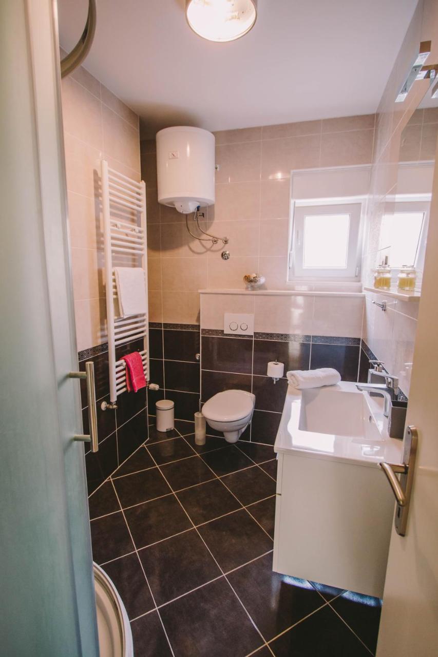 Apartments Jasna Подстрана Екстериор снимка